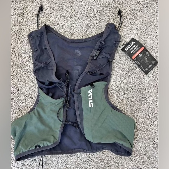 Silva Strive Fly Men’s Running Vest Size Large Made in Sweden NWT - Picture 8 of 14